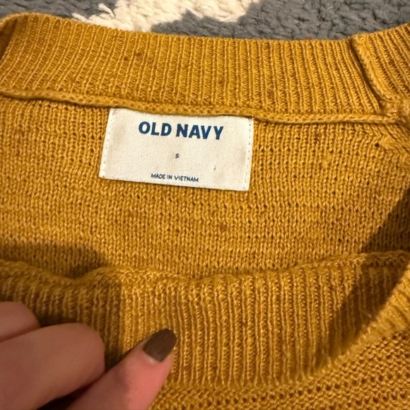 Old Navy Speckled Mustard Sweater - Picture 4 of 7